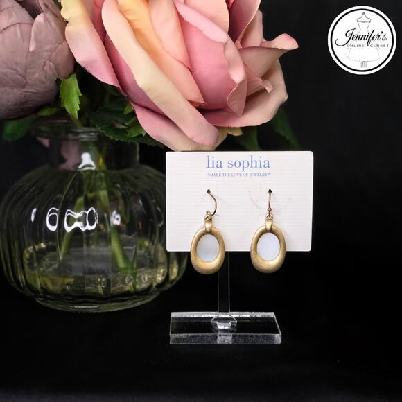 Lia Sophia Matte Gold Oval with Flat Mother of Pearl Dangle Earrings - Picture 1 of 11